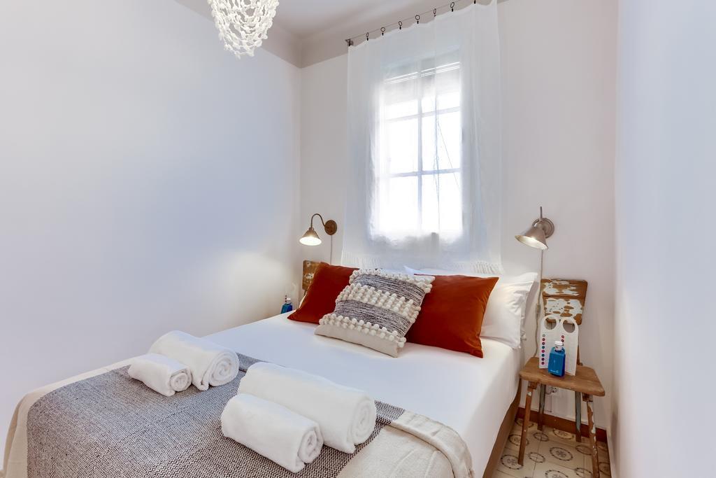 Sweett - Rosemarine Apartment Барселона Екстериор снимка